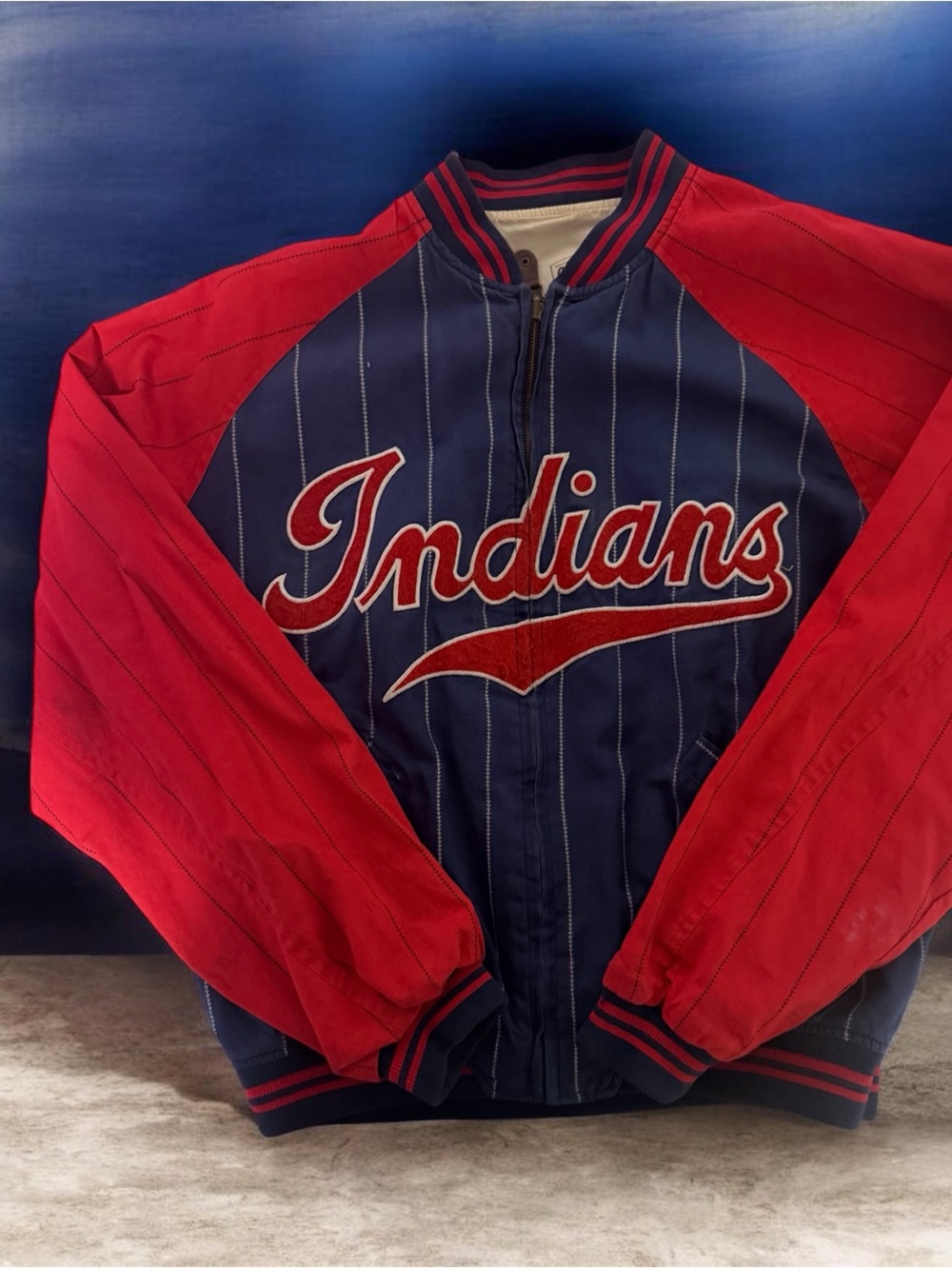 VINTAGE CLEVELAND INDIANS MIRAGE JACKET SIZE MEDIUM REVERSIBLE MLB